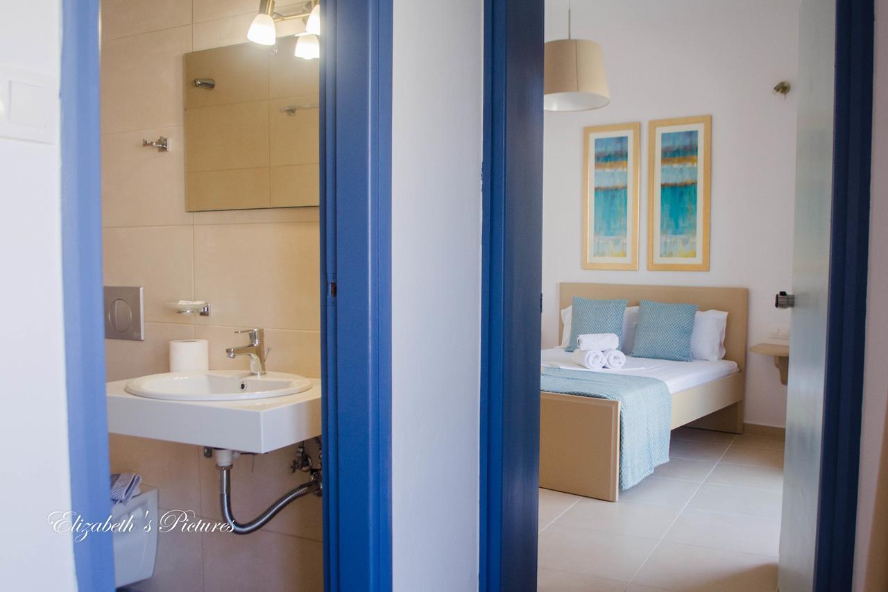 River Side Aparthotel 2*